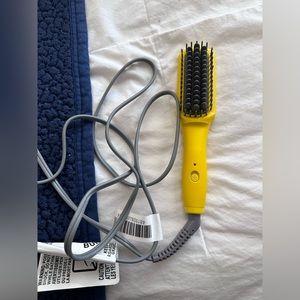 Drybar the baby brush crush